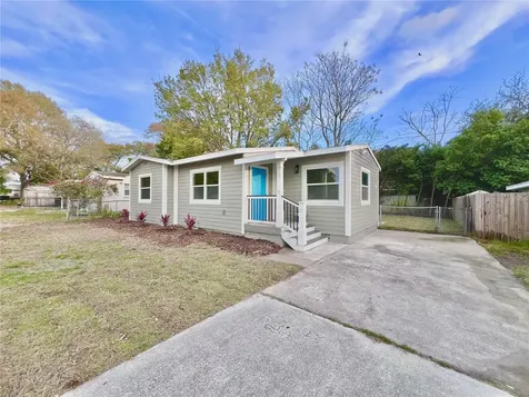 5370 47th Avenue N St Petersburg FL 33709