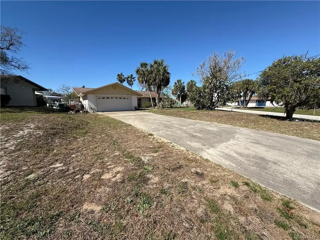 11684 W Sunnybrook Court Crystal River FL 34429