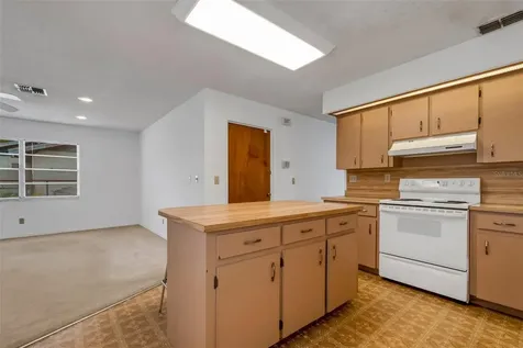 5338 Golden Gate Boulevard Polk City FL 33868