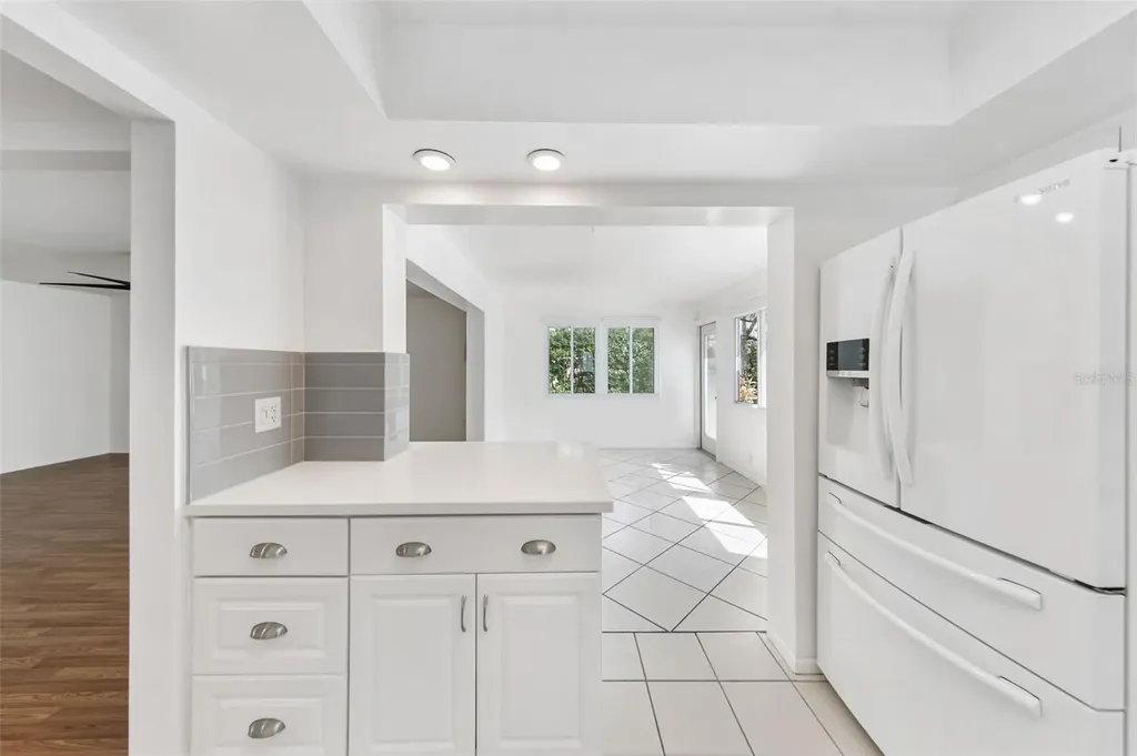 3915 Schwalbe Drive Sarasota FL 34235