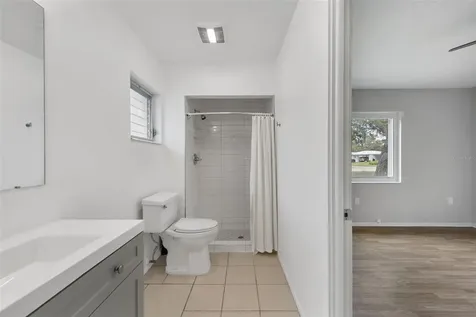 3915 Schwalbe Drive Sarasota FL 34235