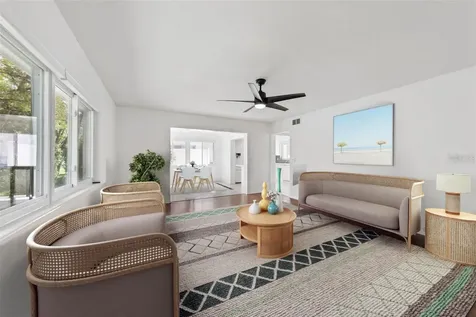 3915 Schwalbe Drive Sarasota FL 34235