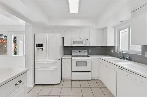 3915 Schwalbe Drive Sarasota FL 34235