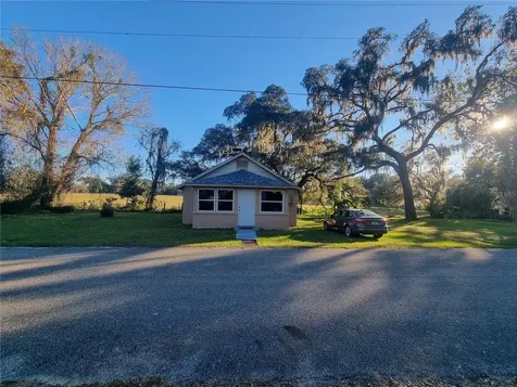 22323 Lake Village Lane Brooksville FL 34601