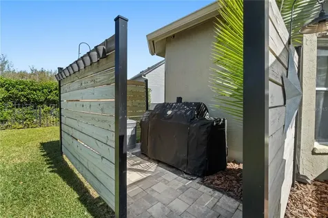 16326 Bridgeglade Lane Lithia FL 33547