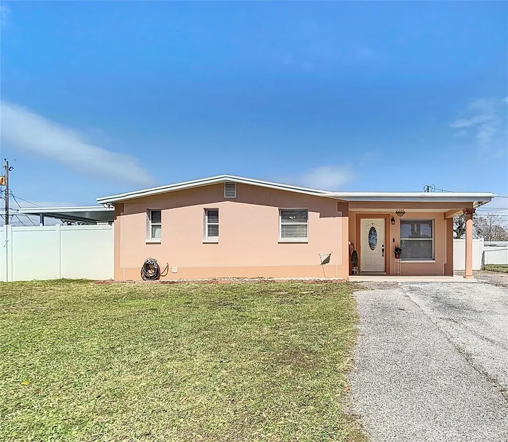 4523 W North Street Tampa FL 33614