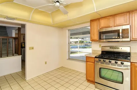 4817 Village Gardens Drive Sarasota FL 34234