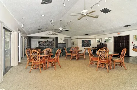4817 Village Gardens Drive Sarasota FL 34234