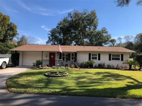 5630 17th Street Zephyrhills FL 33542
