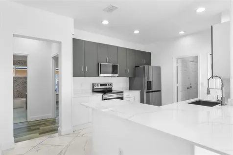 14819 Affirmed Court Orlando FL 32826