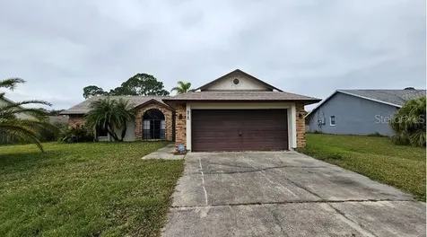 978 Locust Avenue NW Palm Bay FL 32907
