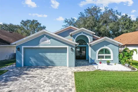 2703 Heatherwood Drive Tampa FL 33618