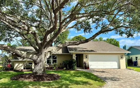 913 S Doral Lane Venice FL 34293
