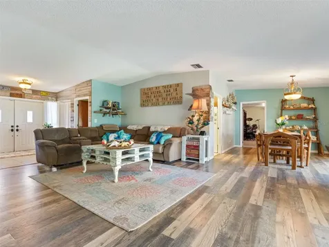 1601 Stephens Road Ruskin FL 33570