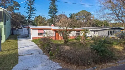 209 80th Avenue NE St Petersburg FL 33702