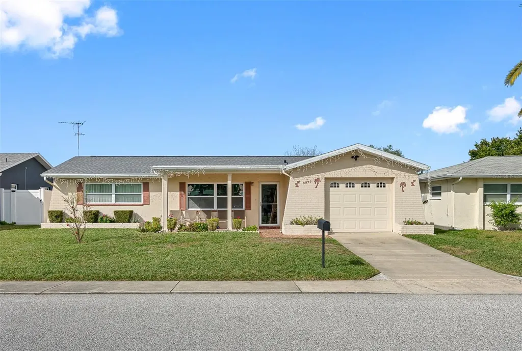 8925 Glen Moor Lane Port Richey FL 34668