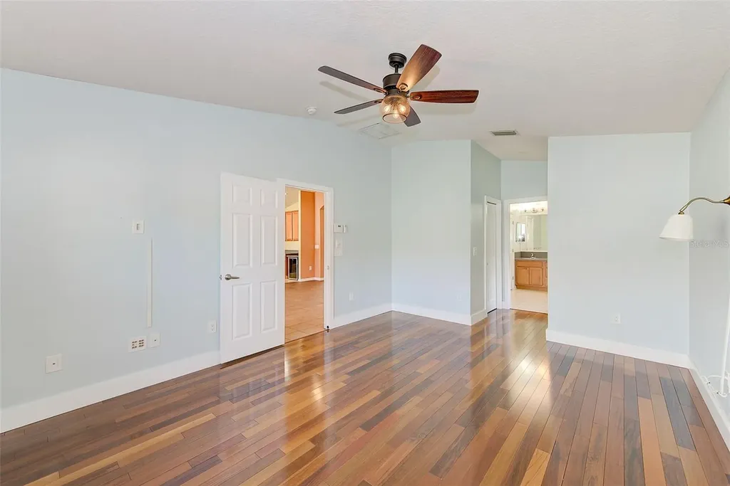422 Down Pine Drive Seffner FL 33584