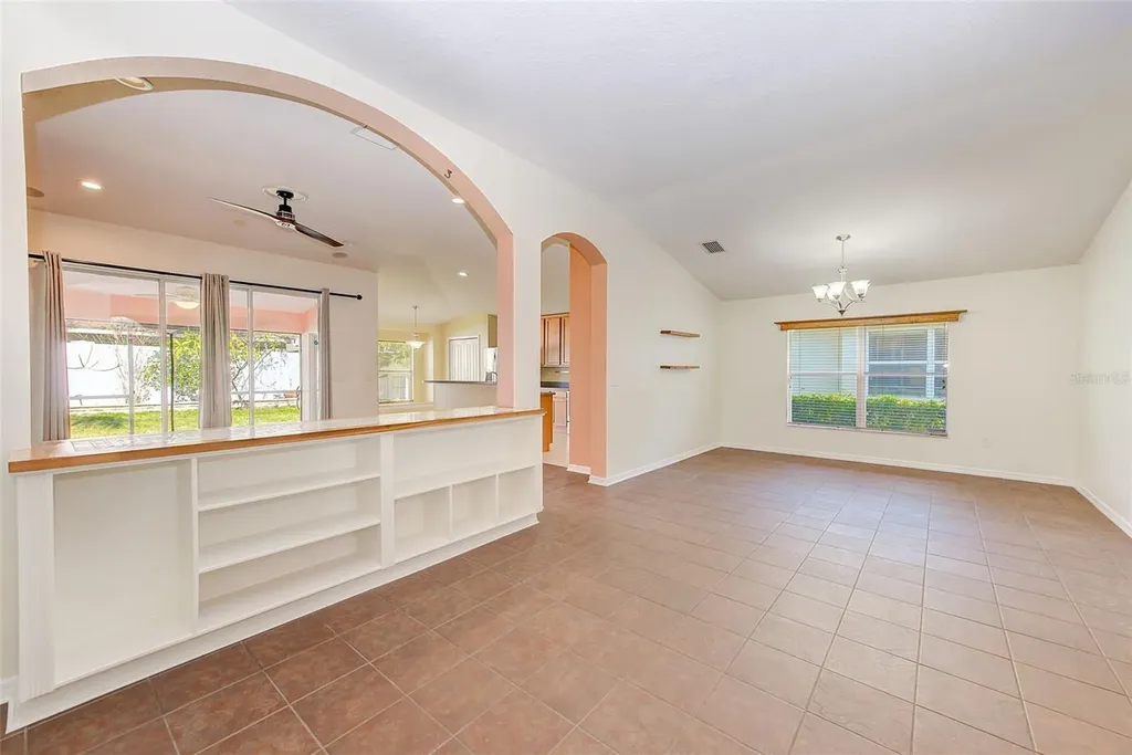 422 Down Pine Drive Seffner FL 33584