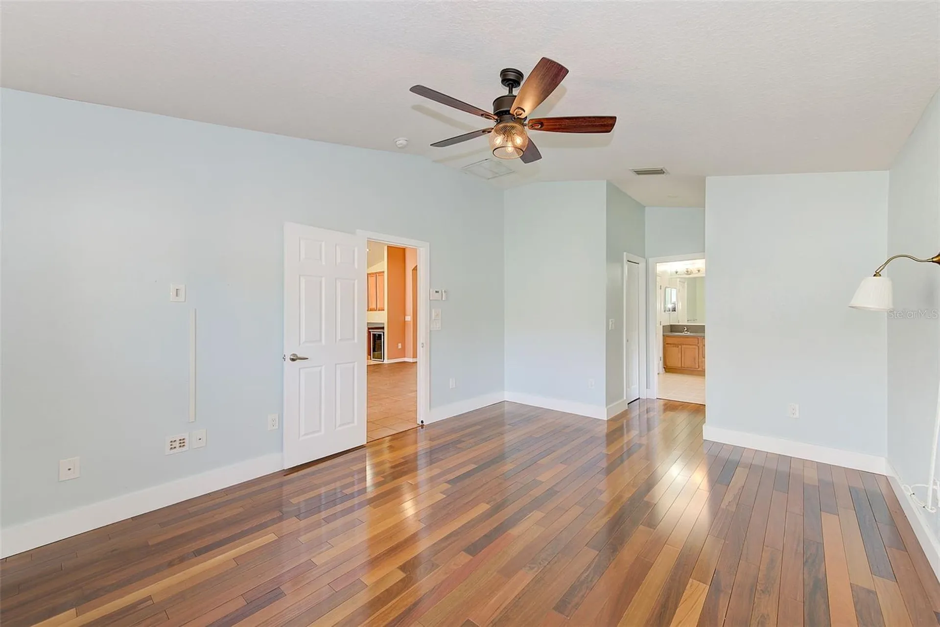 422 Down Pine Drive Seffner FL 33584
