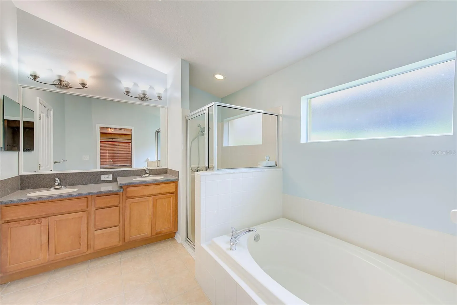422 Down Pine Drive Seffner FL 33584
