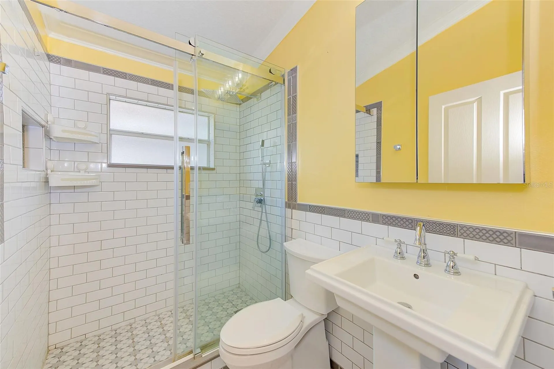 422 Down Pine Drive Seffner FL 33584