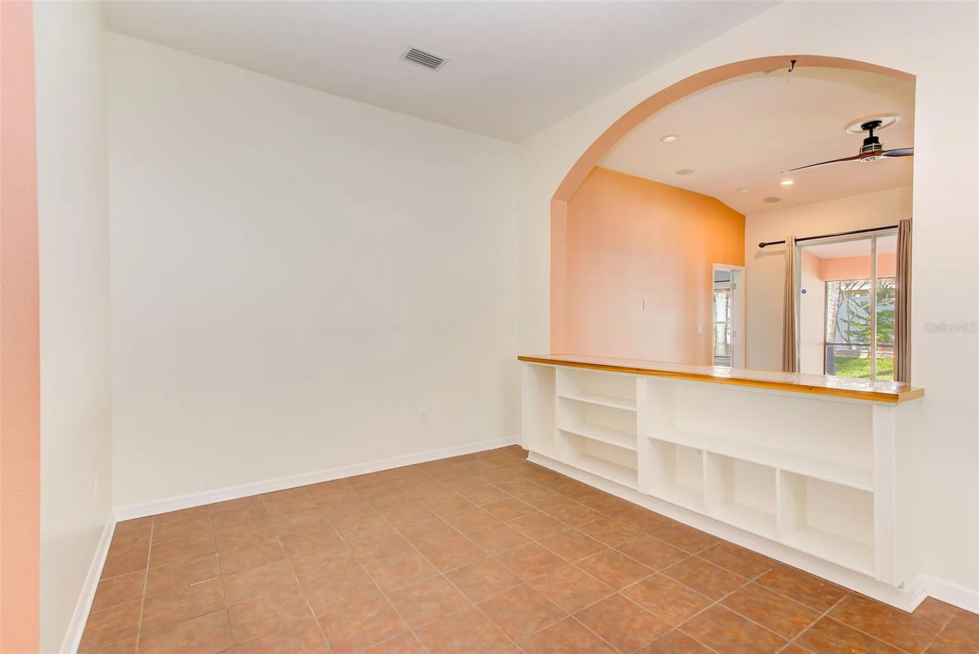 422 Down Pine Drive Seffner FL 33584