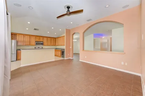 422 Down Pine Drive Seffner FL 33584