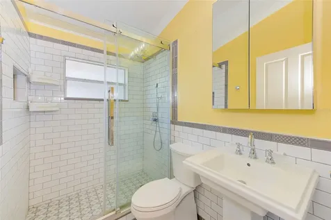 422 Down Pine Drive Seffner FL 33584