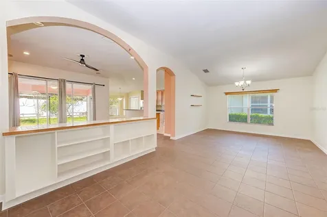 422 Down Pine Drive Seffner FL 33584