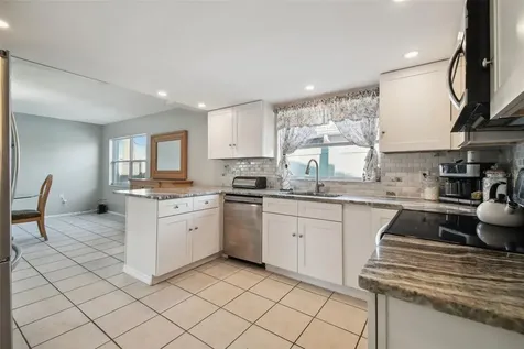 7521 Vienna Lane Port Richey FL 34668