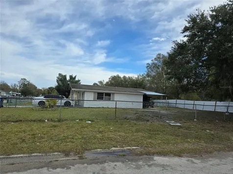 7021 Glenview Drive Tampa FL 33619