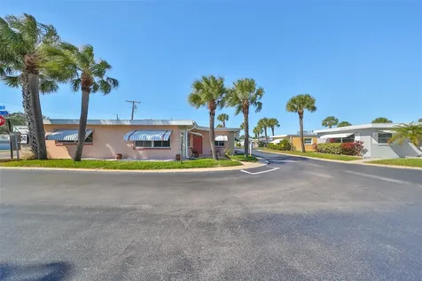 250 Rosery Road NW Largo FL 33770