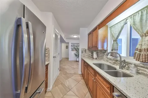 250 Rosery Road NW Largo FL 33770