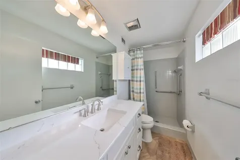 250 Rosery Road NW Largo FL 33770