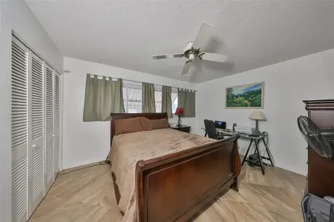 250 Rosery Road NW Largo FL 33770