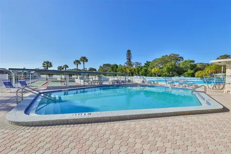 250 Rosery Road NW Largo FL 33770