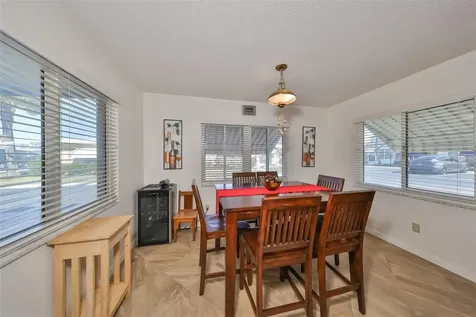 250 Rosery Road NW Largo FL 33770