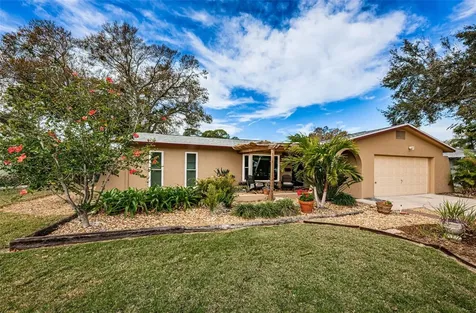 7566 20th Street N St Petersburg FL 33702