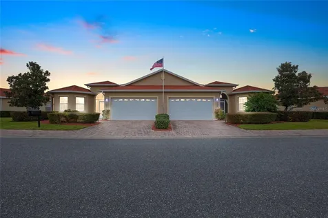 5124 Neptune Circle Oxford FL 34484