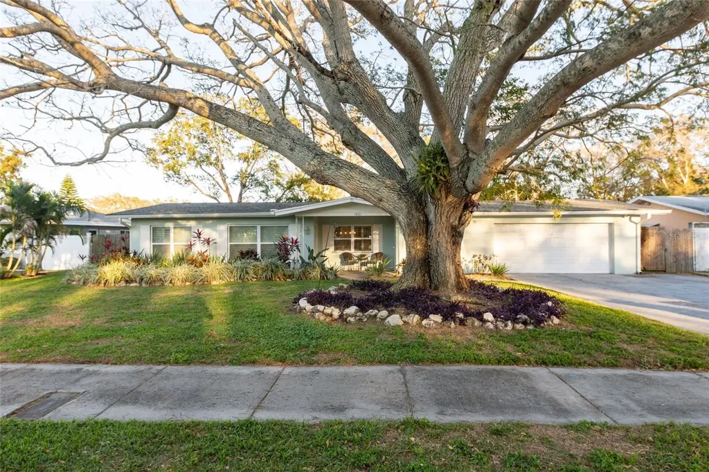 1831 S Betty Lane Clearwater FL 33756