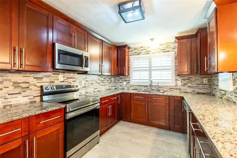 1831 S Betty Lane Clearwater FL 33756