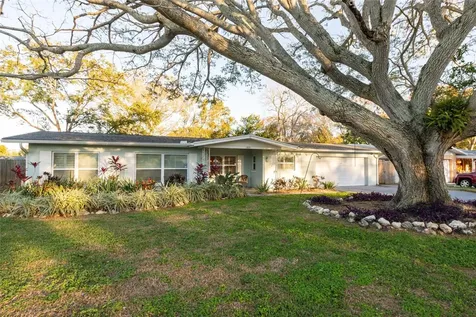 1831 S Betty Lane Clearwater FL 33756