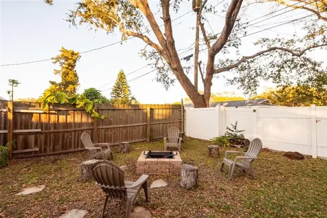 1831 S Betty Lane Clearwater FL 33756