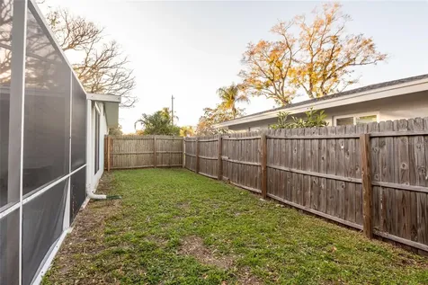 1831 S Betty Lane Clearwater FL 33756
