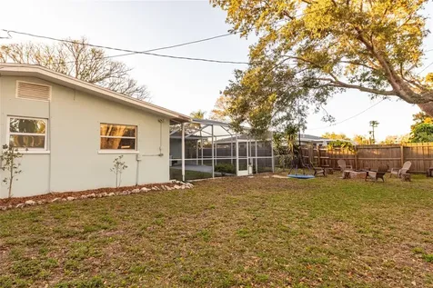 1831 S Betty Lane Clearwater FL 33756