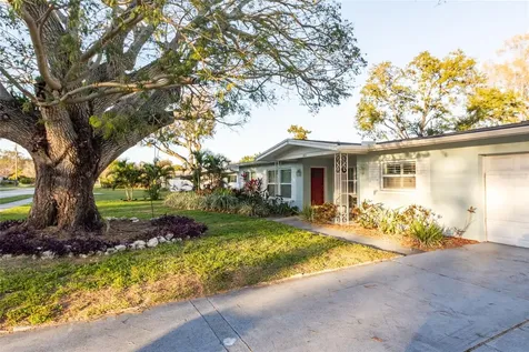 1831 S Betty Lane Clearwater FL 33756