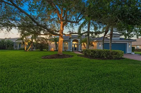 2916 Seasons Boulevard Sarasota FL 34240