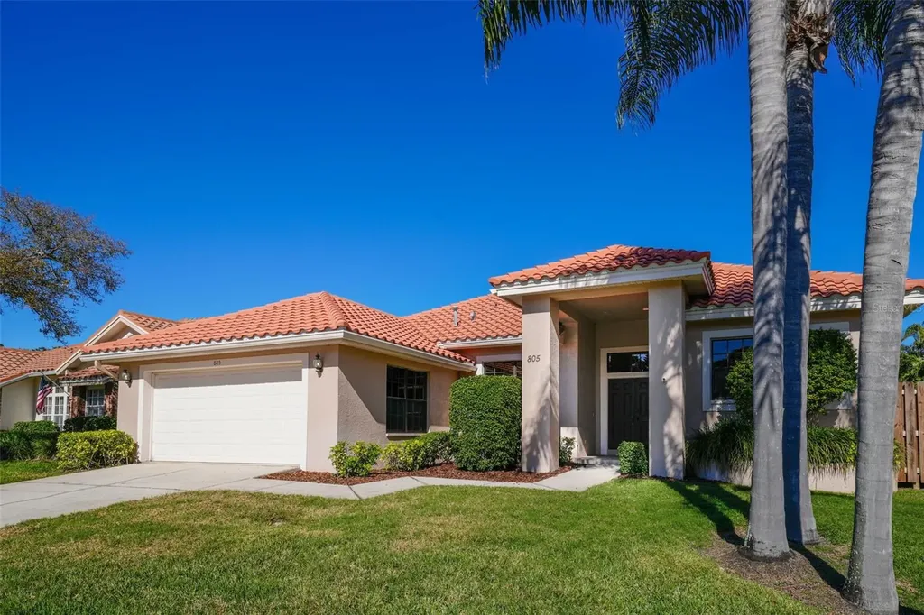 805 Live Oak Terrace NE St Petersburg FL 33703