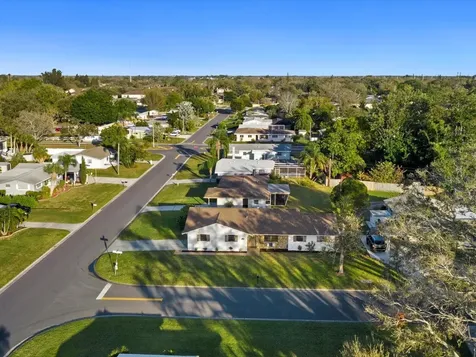 4123 Deerfield Drive Sarasota FL 34233
