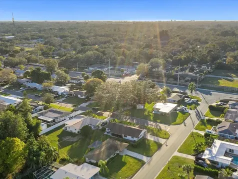 4123 Deerfield Drive Sarasota FL 34233